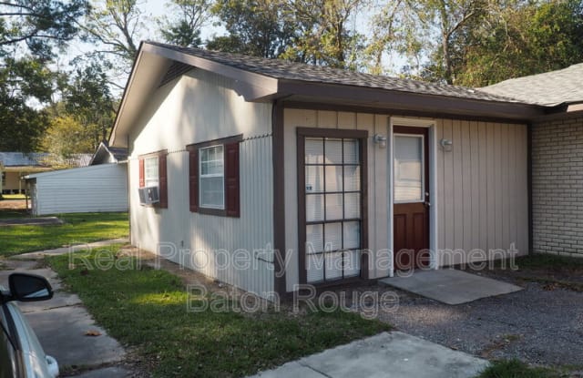 1213 N Coolidge Ave. - 1213 North Coolidge Avenue, Gonzales, LA 70737