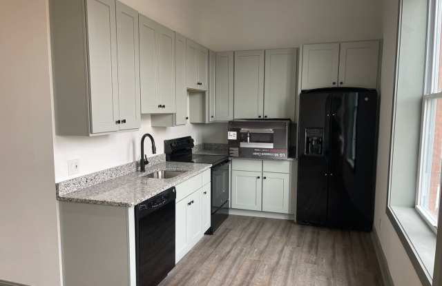 Photo of 2 West Washington Ave.