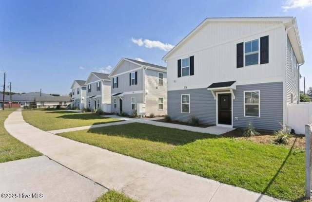 Photo of 710 Taylor Street unit: B