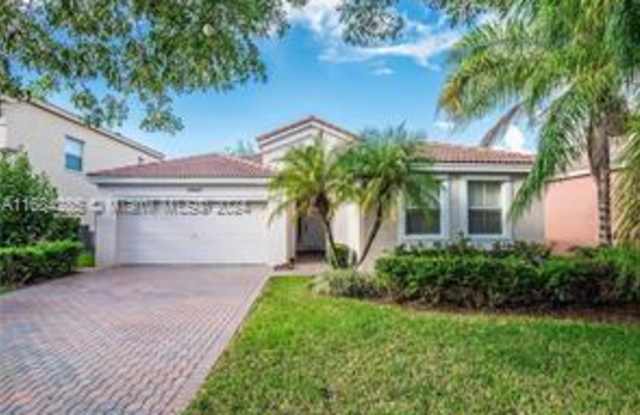15687 Sw 53rd St