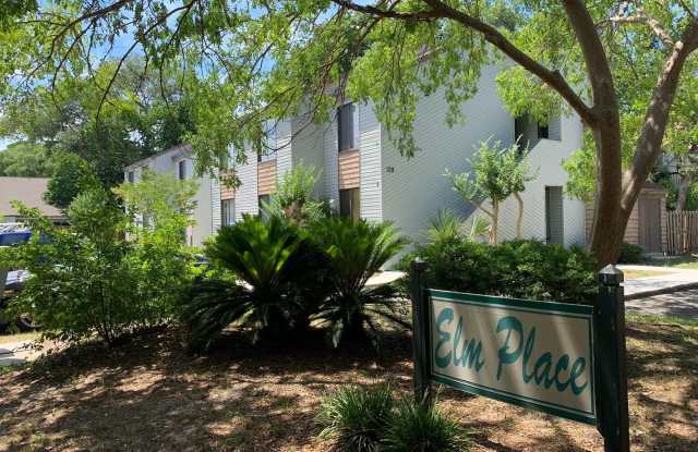 Stunning 2 Bedroom Condo for Rent!