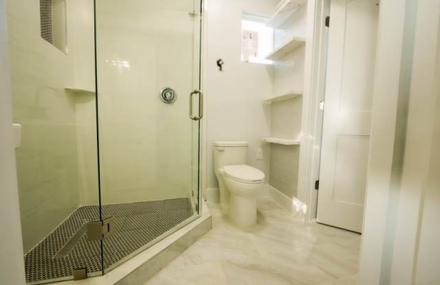 1932 Hubbard Street - 1