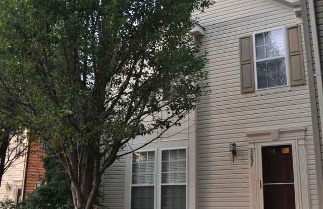 3657 LA HARVE PLACE