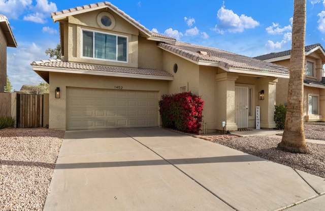 Charming 3BR House in Chandler, excellent neighborhood! (Un-furnished and Furnished options available!)