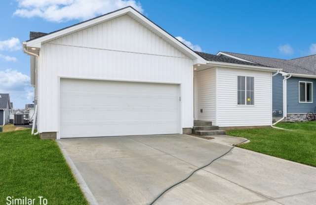 MODERN FINISHES!  3 Bedroom, 2 Bath Home in Altoona