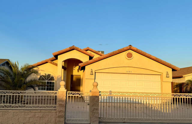 Photo of Enjoy this Fully Fenced San Luis Home