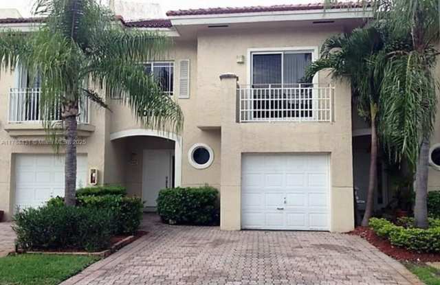 Photo of 10190 SW 88th St