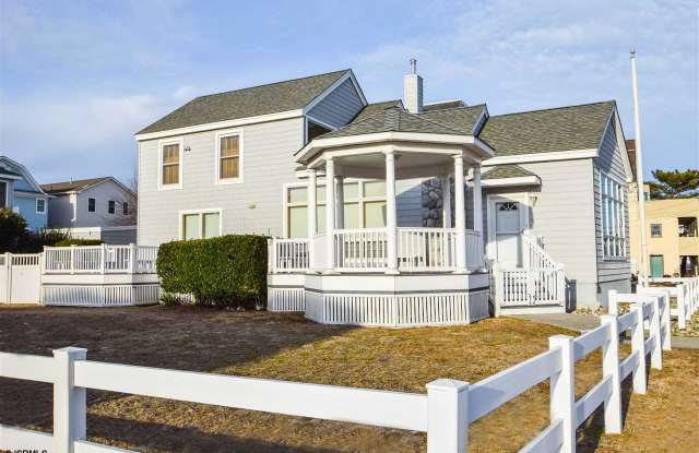 2603 Atlantic Ave - 2603 Atlantic Avenue, Longport, NJ 08403