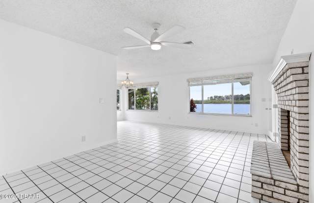 3060 John Anderson Drive