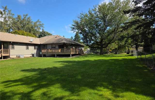 8301 Lawndale Lane N