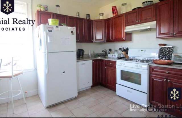 Photo of 724 Washington St.