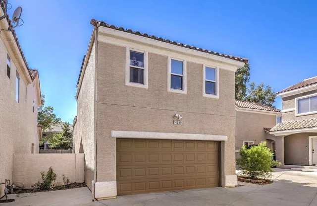Beautiful Two-Story Home in a Convenient Location