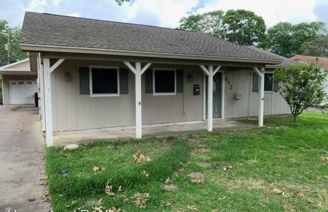 612 N 22nd