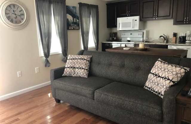 44 Schneider Avenue
