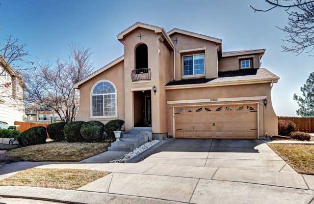 Beautiful 2-story Home in Dunes Park Henderson, CO!