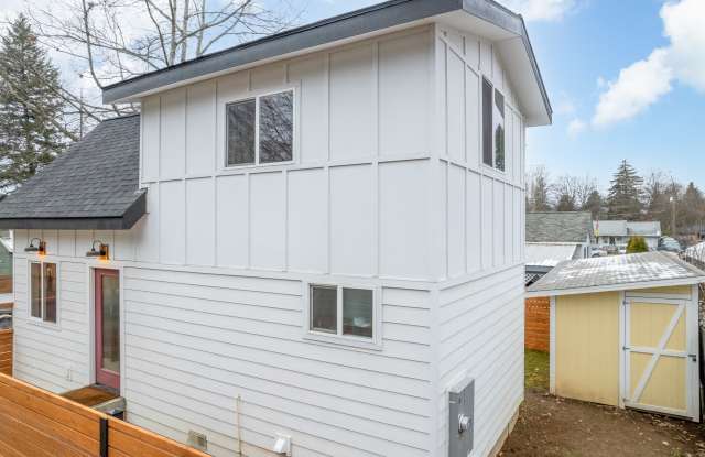 1046 North 15th Street