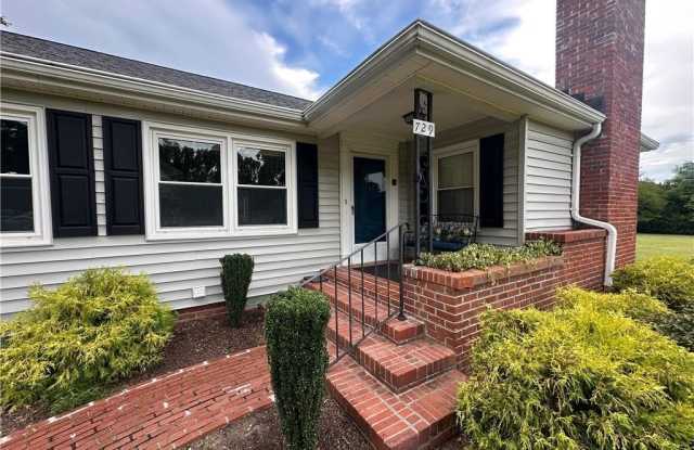 729 Charles Road