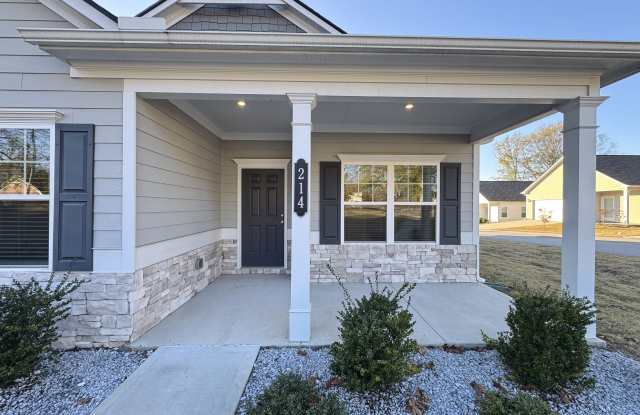 214 N Dogwood Street