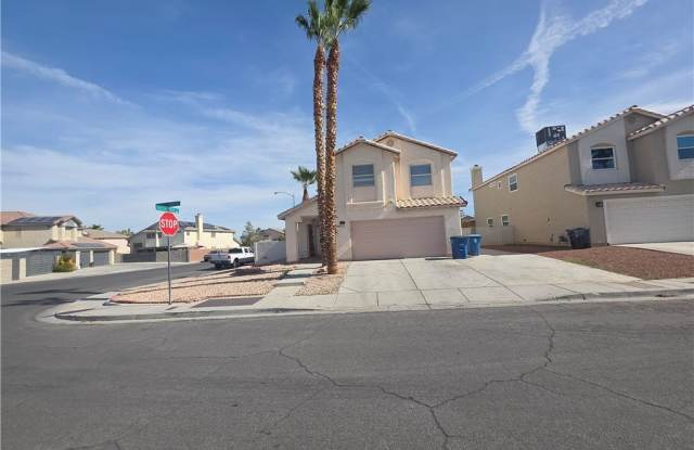 5402 Night Swim Lane