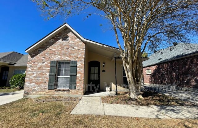 5630 Arialo Dr. - 5630 Arialo Drive, Baton Rouge, LA 70820