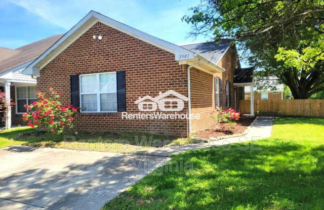 2801 Leeds Court