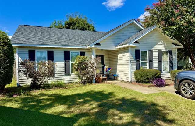 Photo of 1202 St Charles Circle