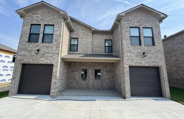 Photo of 219 N Elm Street