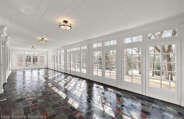 1200 Orchard Ridge Road