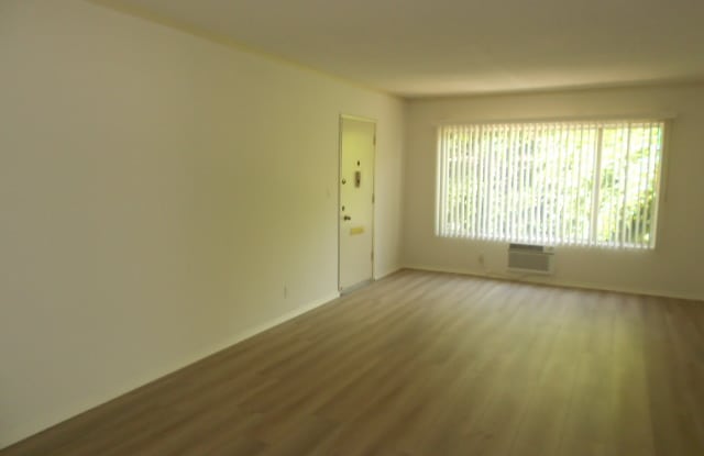 Photo of 1800 Selby Ave.