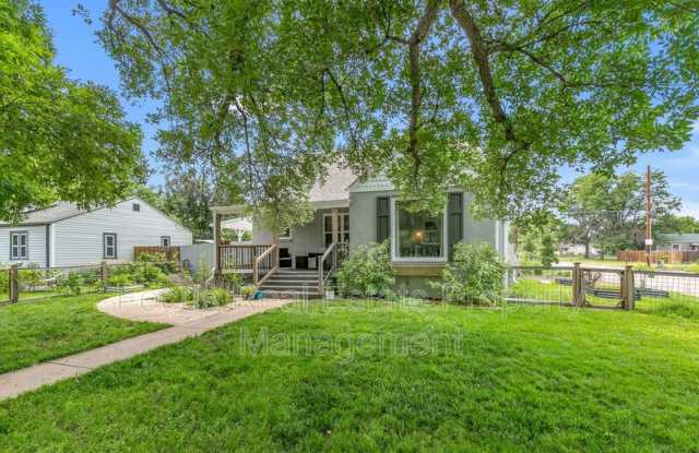1285 Willow St.
