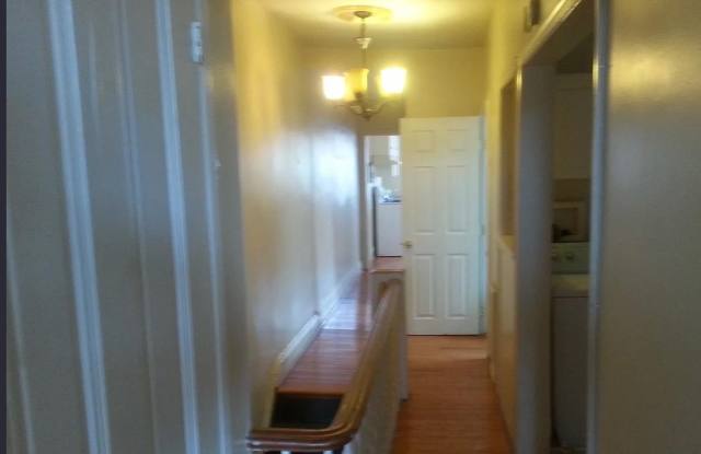 1319 S 22ND Street unit: 2