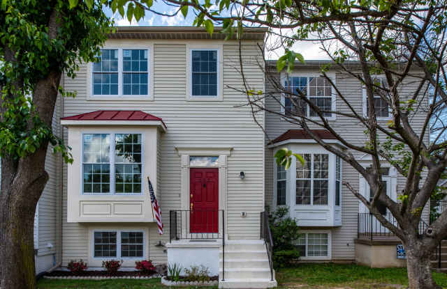 Photo of 602 Stafford Glen Court - 1