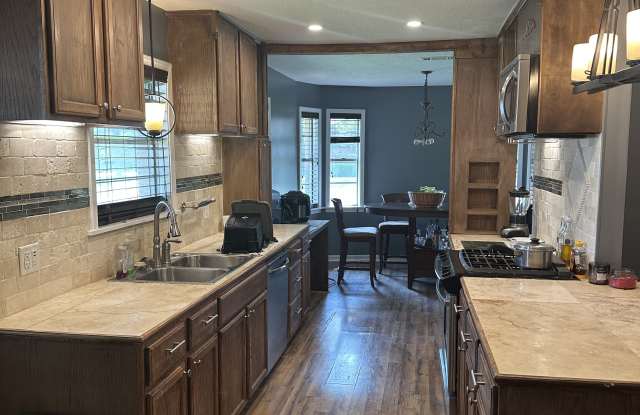 Photo of 221 Belaire Drive