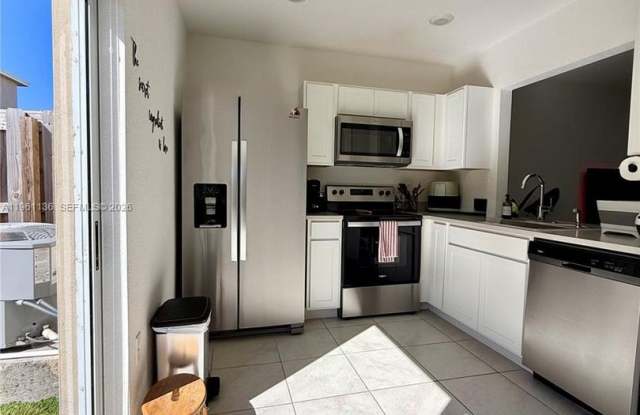 487 NE 5th Street n/a, Florida City, FL 33034