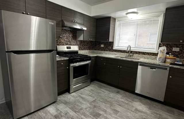 1302 Carol St.