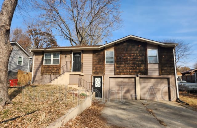 19304 E 5th Terrace Ct N - 19304 East 5th Terrace Court North, Independence, MO 64056