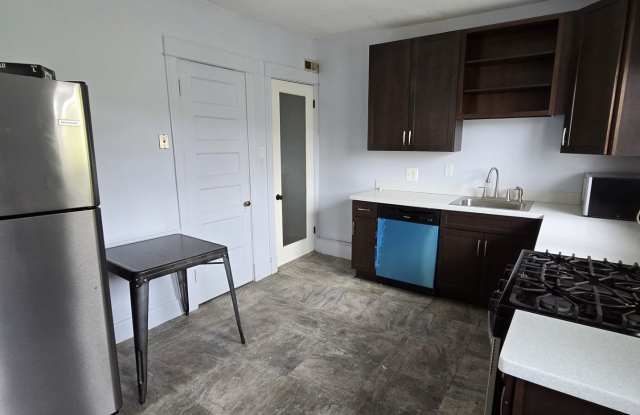 Photo of 655 Washington Blvd