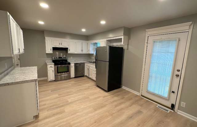 Beautiful, 4 Bedroom, 3 Bath House in Nashville!