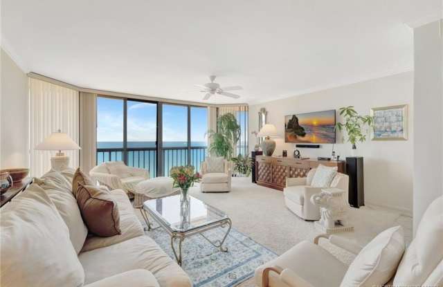 Photo of 9500 S Ocean Drive unit: Higher Floor
