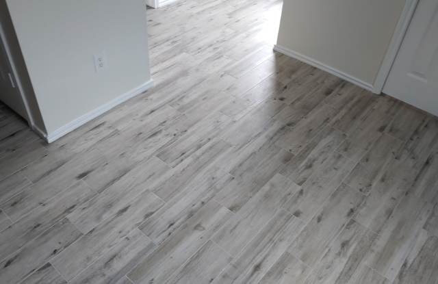 2739 Fairview