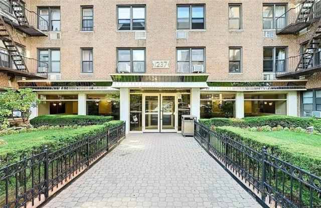 Photo of Atlantic Towers