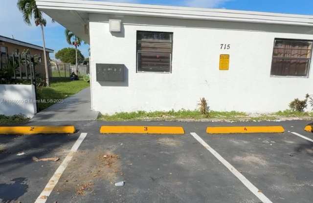 715 NW 7th Ave