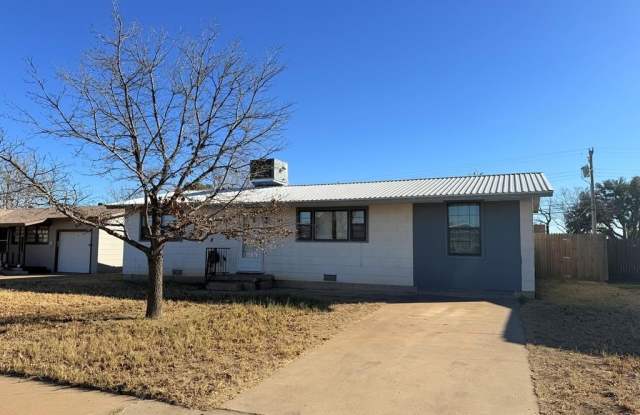 Photo of 2434 Beechwood