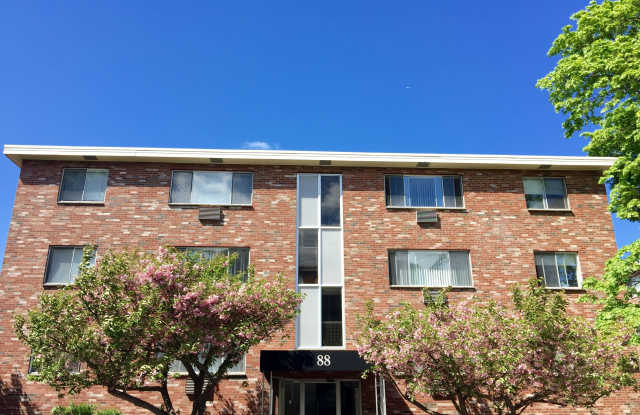 Gardner Street Apartments