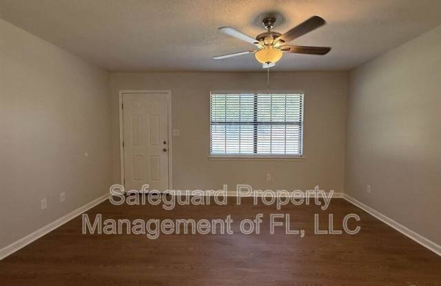 4183 Ravenwood Drive