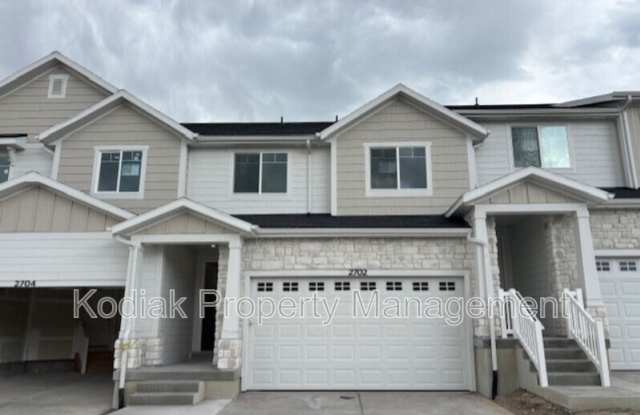 Photo of 2702 N Blue Dawn Ln Unit A