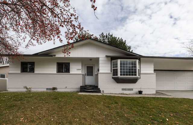 Photo of 4 BED 2 BATH HOME WITH BONUS ROOM IN IDAHO FALLS