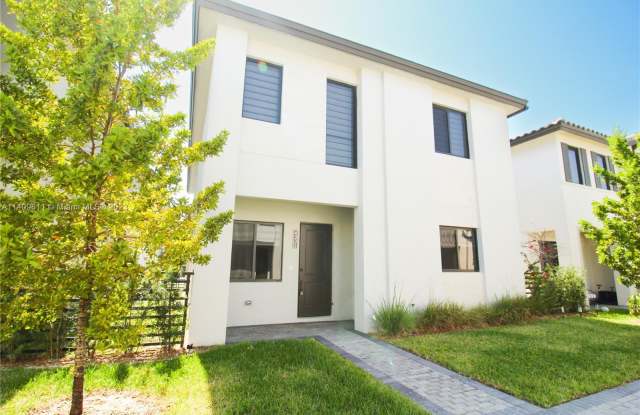 4335 NW 81st Ave
