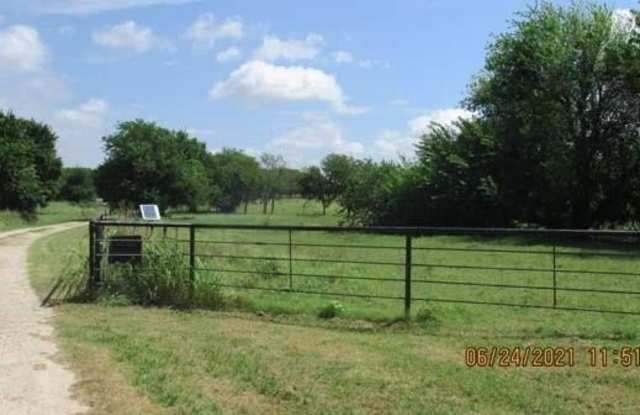 924 L R Campbell Road