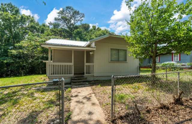 Photo of Beautifully Renovated Docena Home – Pet Friendly  Move-In Ready!